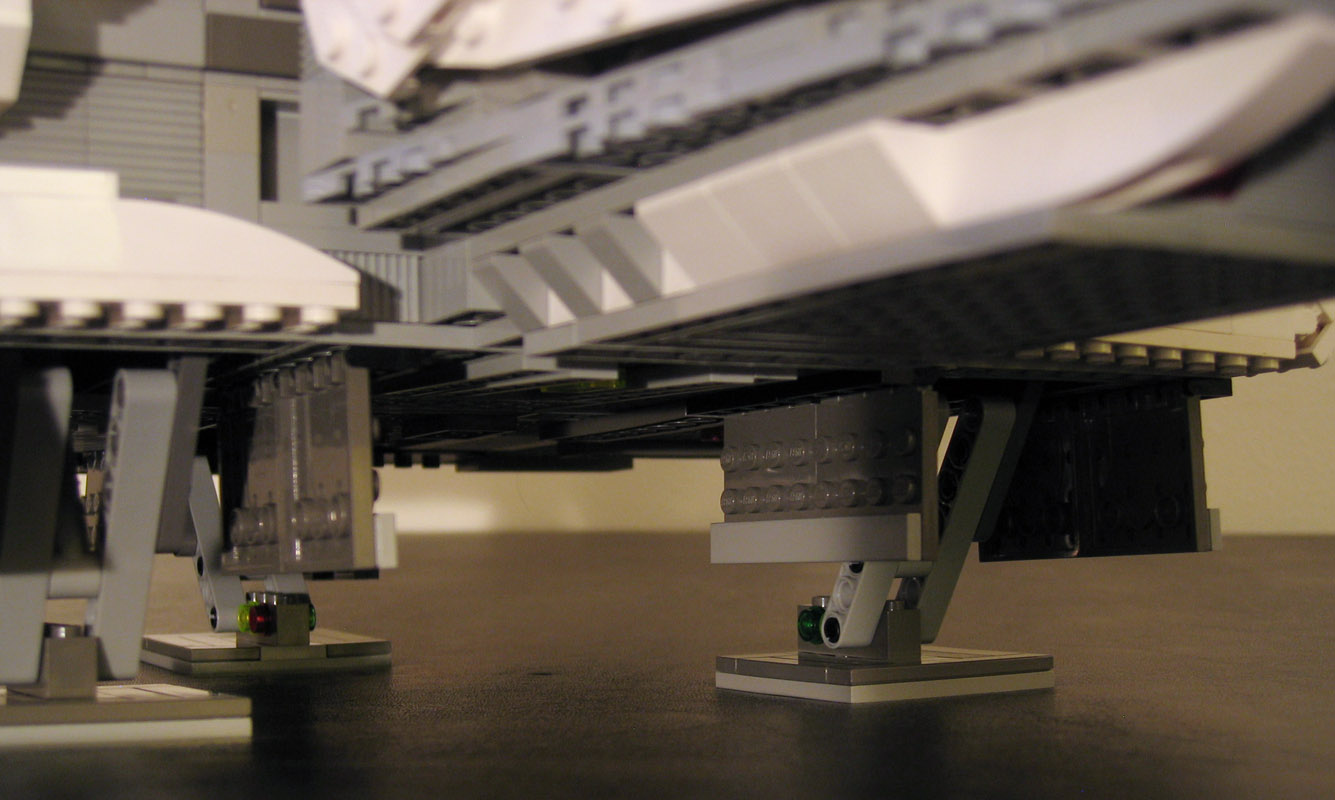 shuttle_detail_landing_gear.jpg