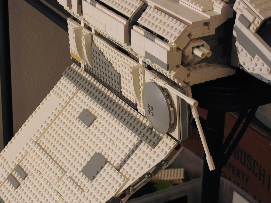 shuttle_detail_rotating_gun_problem.jpg
