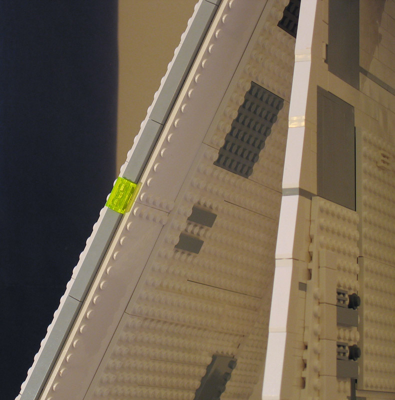 shuttle_detail_wing_front.jpg