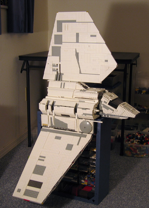 shuttle_wings_down_side.jpg