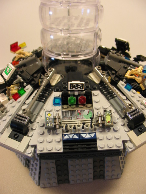 tardis-console-006.2.jpg