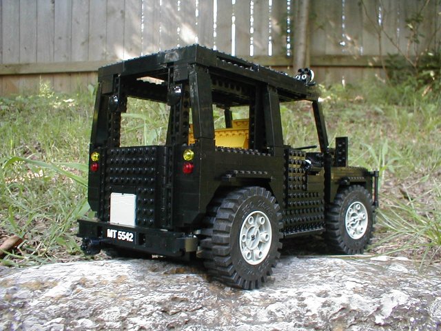 action_rear_2.jpg