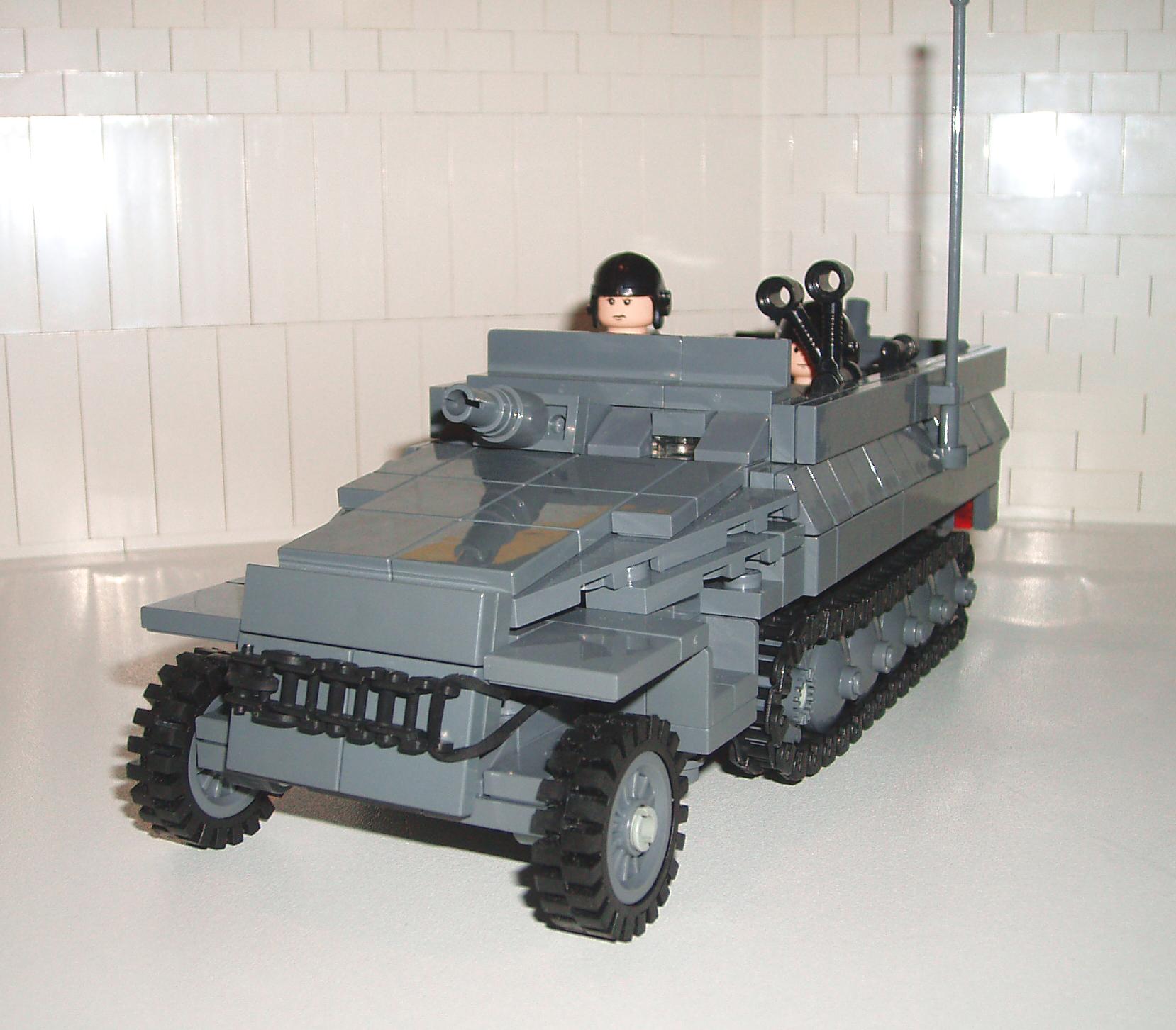sfzdk_-_sdkfz_251_half-track_-_17.jpg