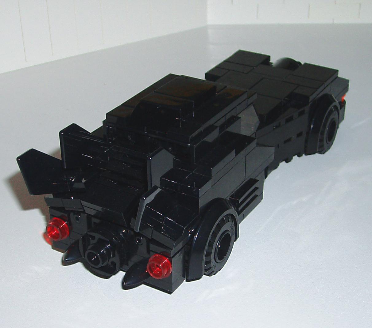 sfzdk_-_batmobile_90s_-_03.jpg