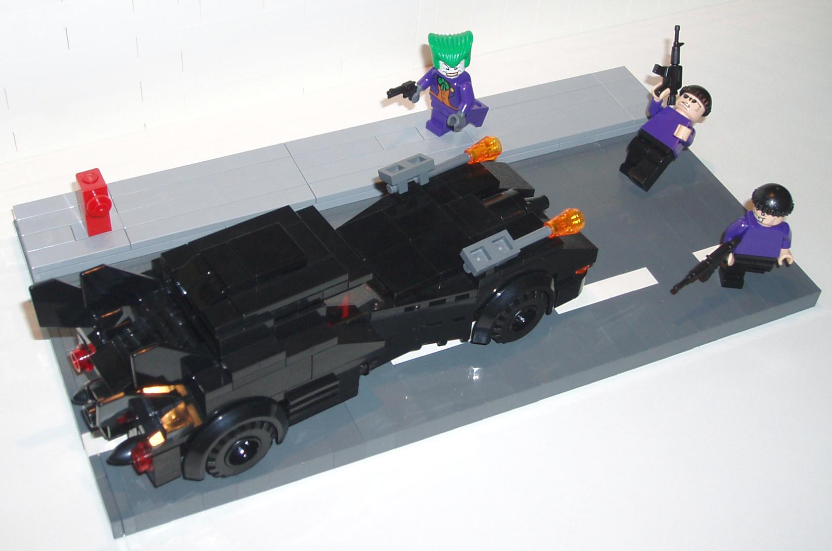 sfzdk_-_batmobile_90s_-_08.jpg