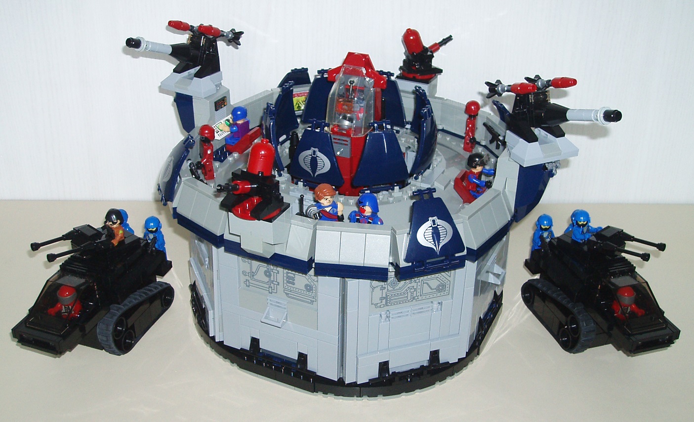 sfzdk_-_terror-drome_-_01.jpg