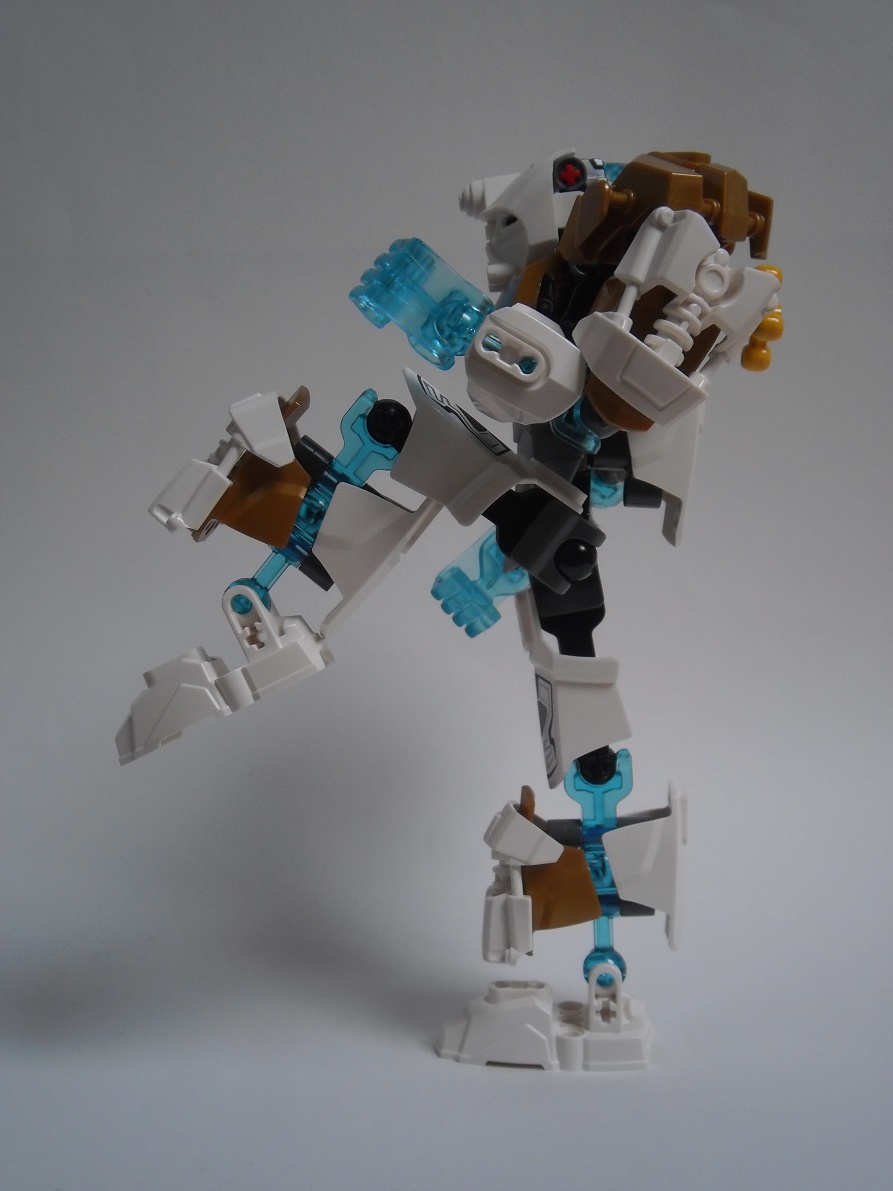 pb110103.jpg