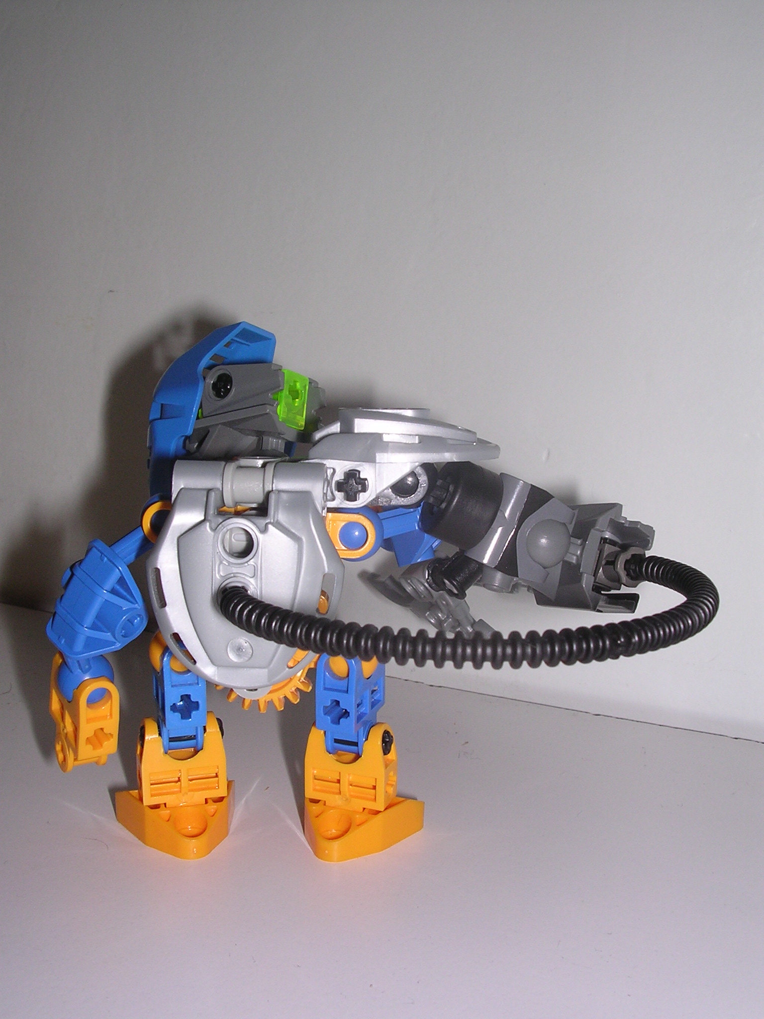 bionic_arm_03.jpg