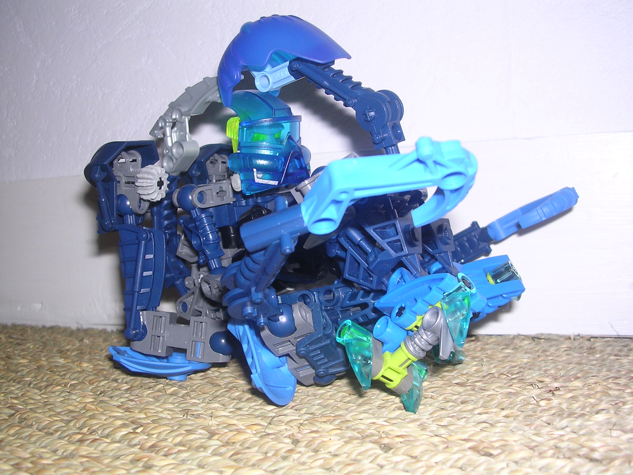 06_kilaya_on_work_moto_form.jpg