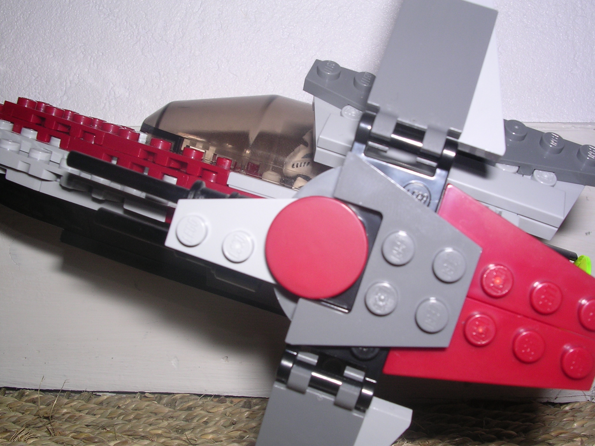 v-wing_02.jpg