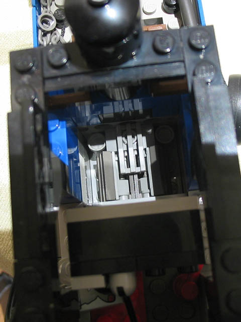 10_engine.jpg