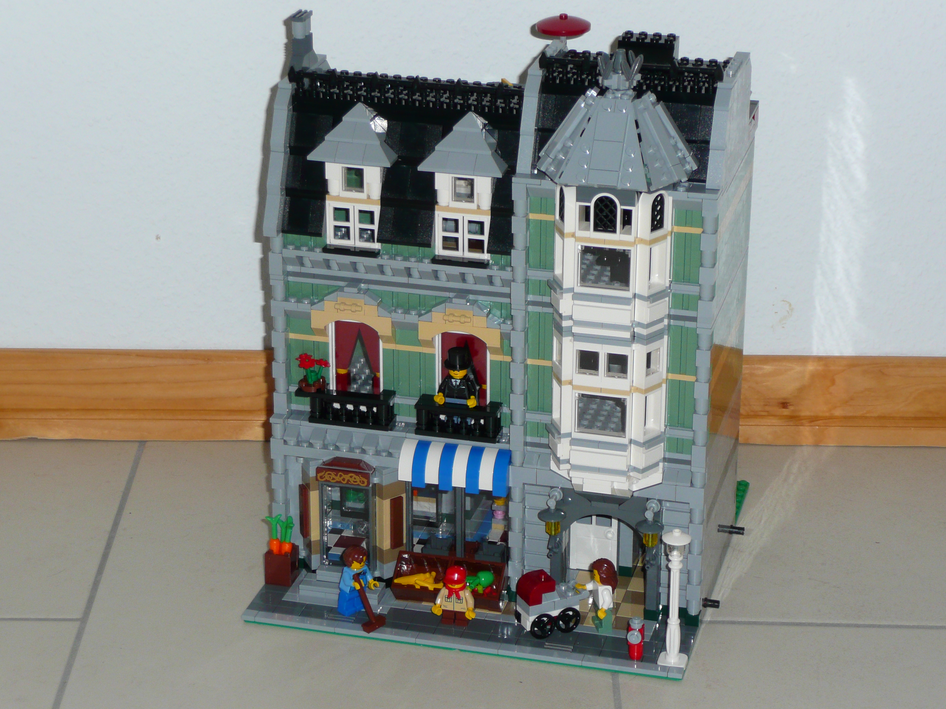 10185-01-71-green-grocer.jpg