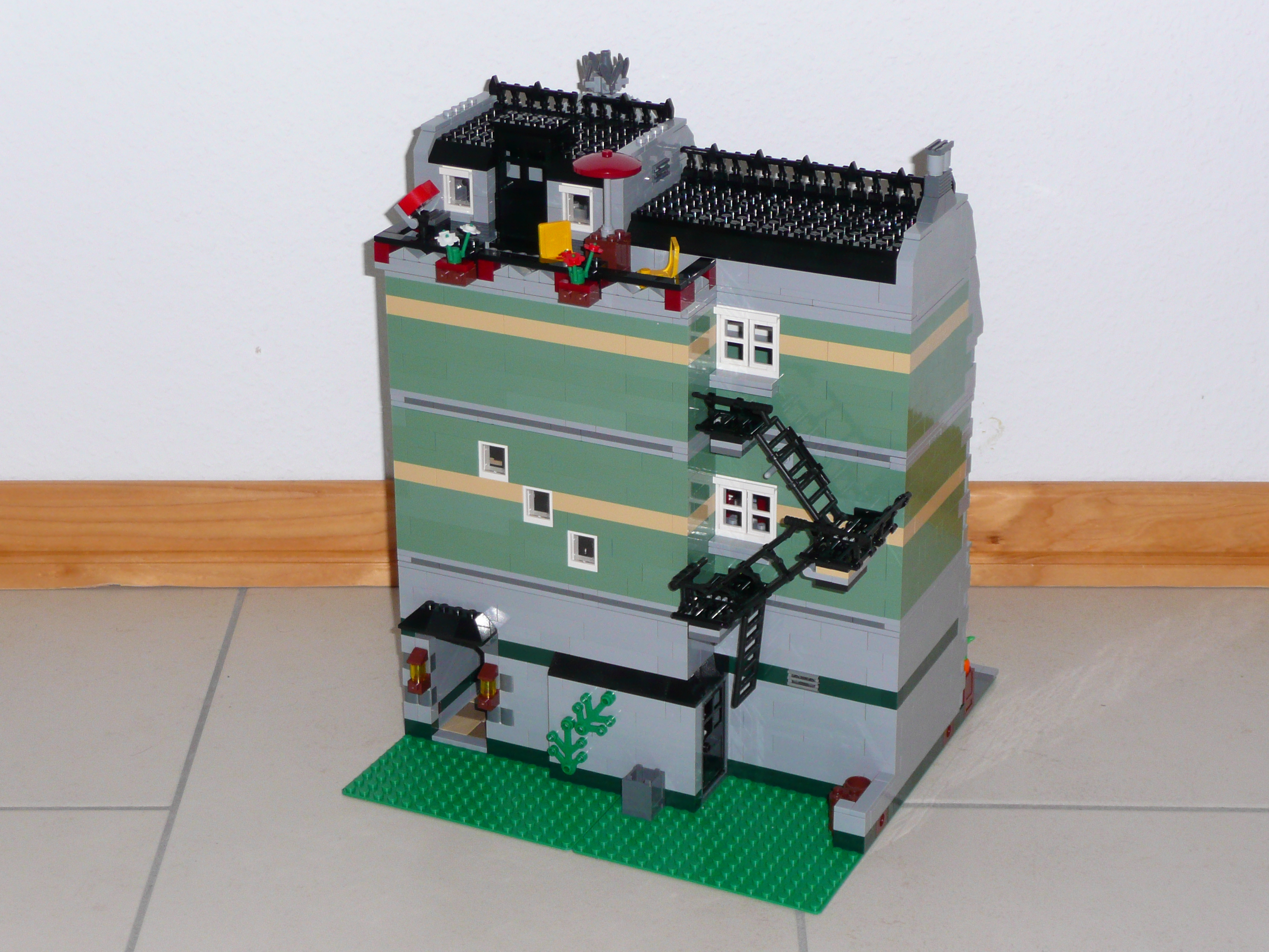 10185-01-72-green-grocer.jpg