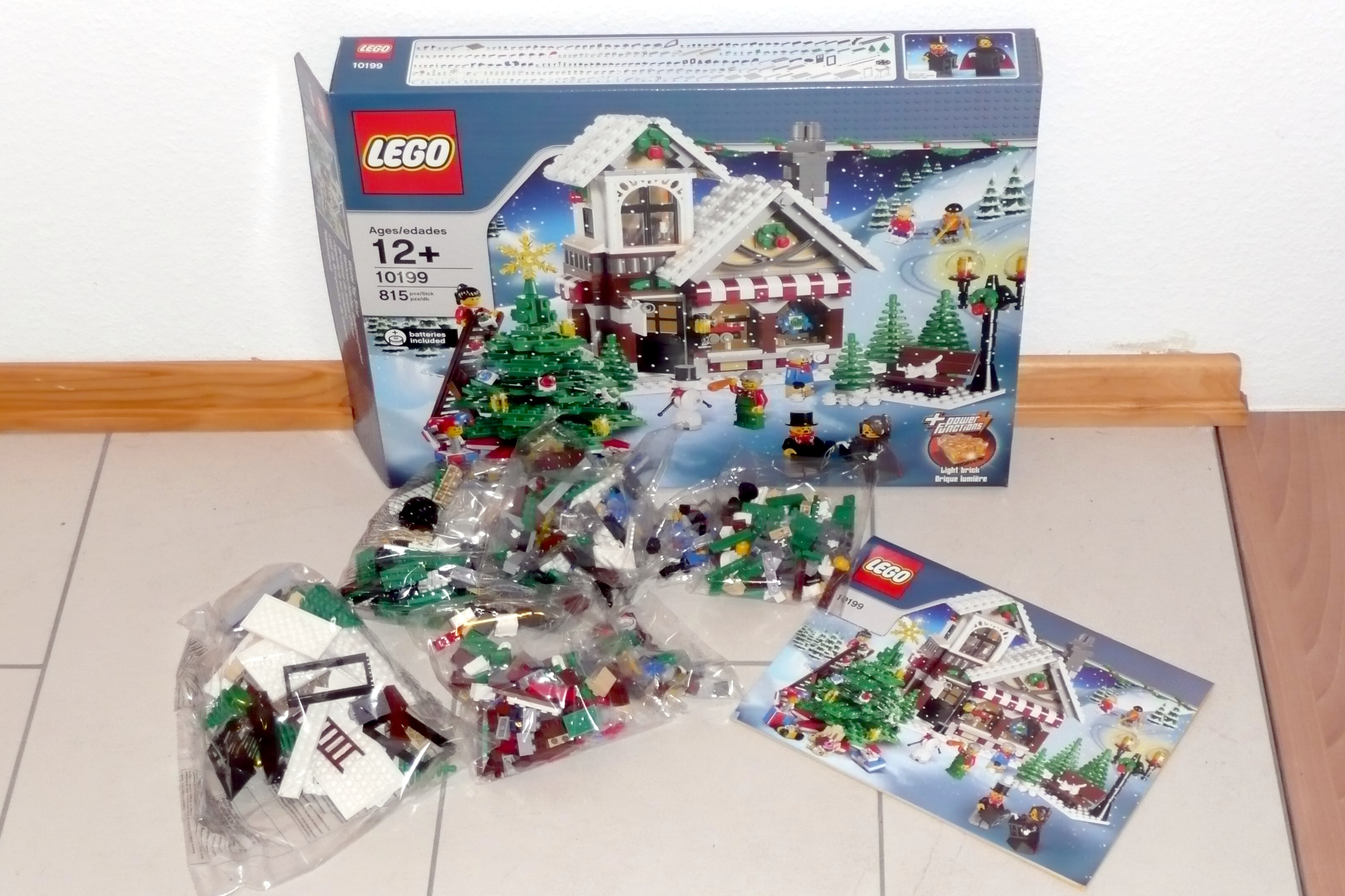 10199-10-111-weihnachtlicher_spielzeugladen.jpg