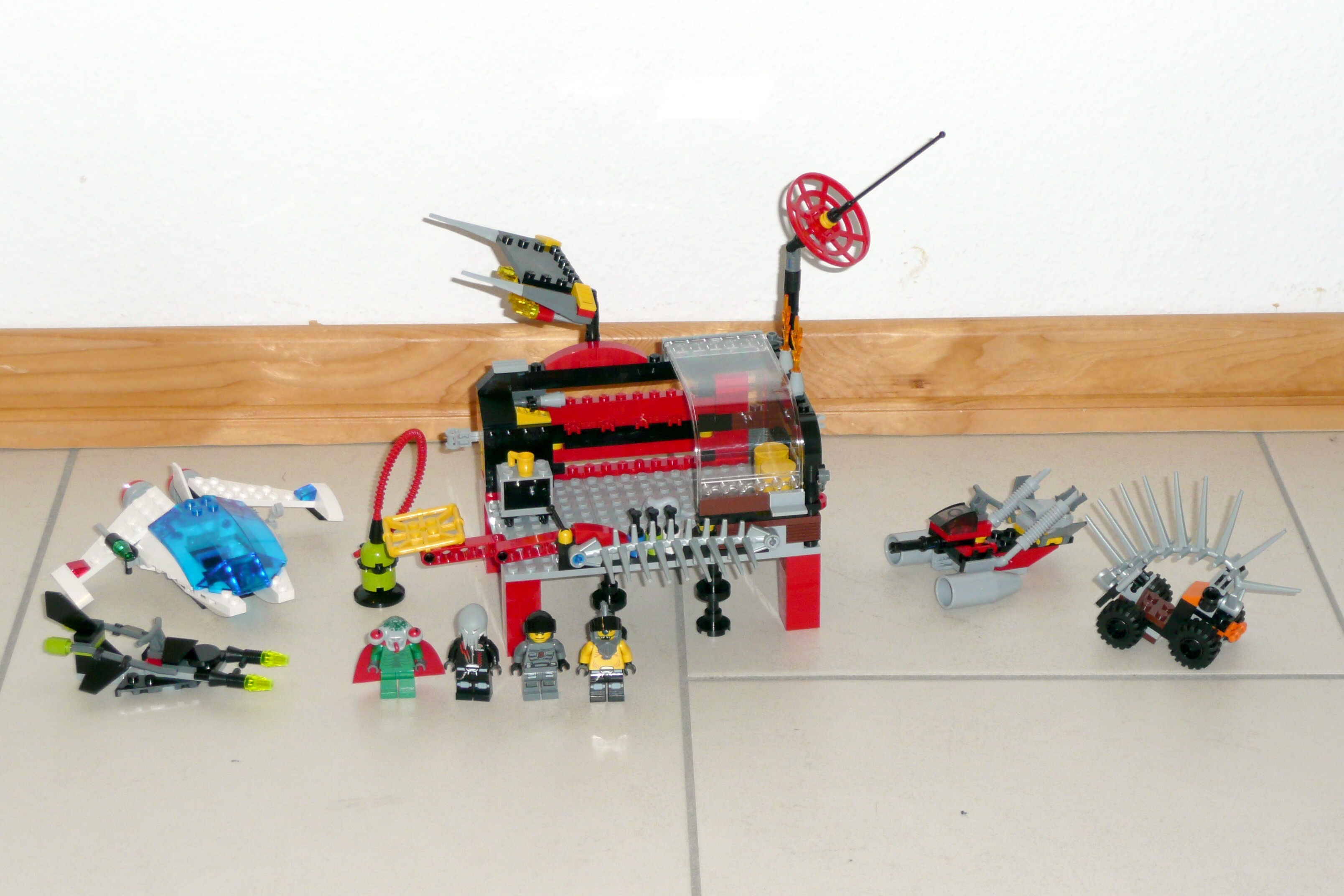 5980-30-11-10-alien_werkstatt.jpg