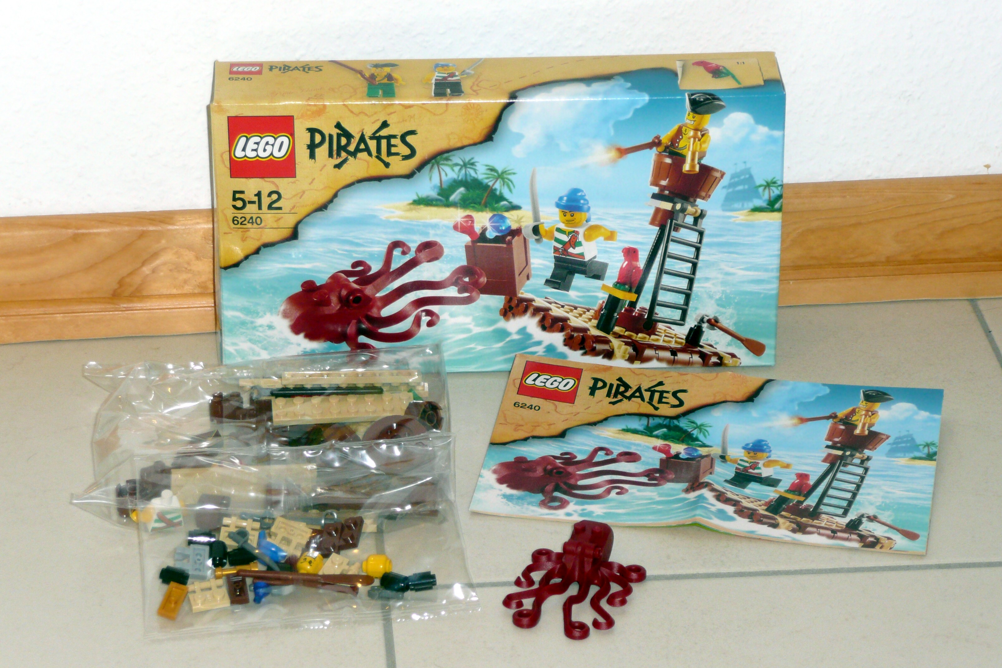 6240-10-20-11-pirates.jpg