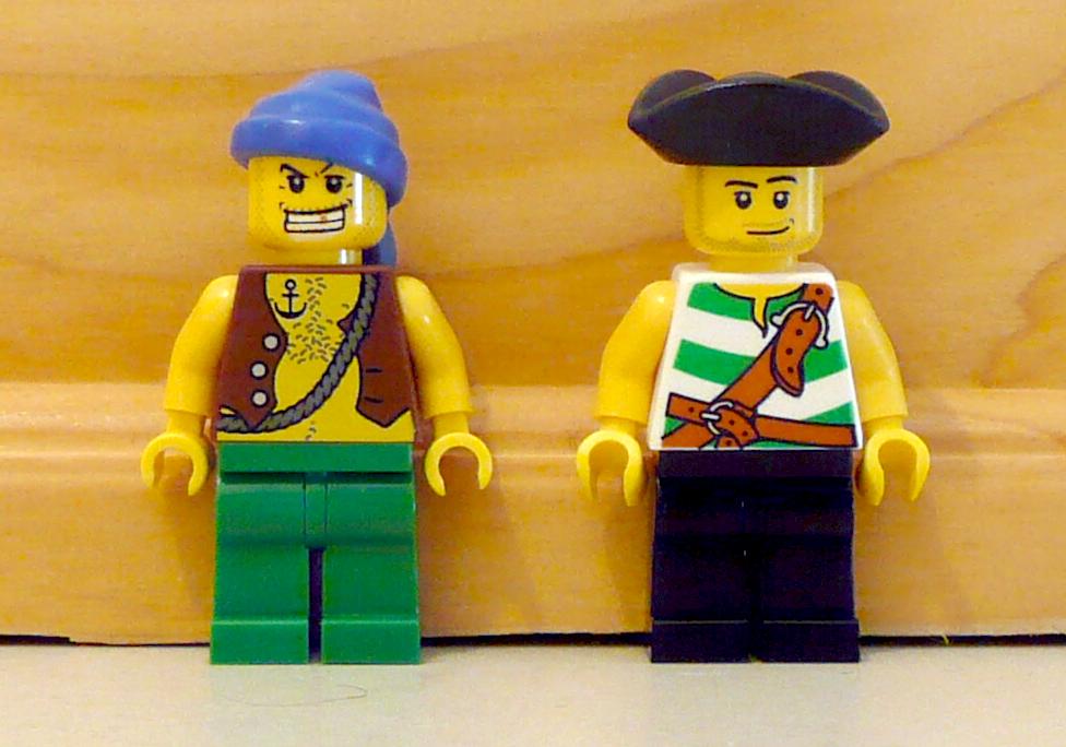 6240-10-30-12-pirates.jpg