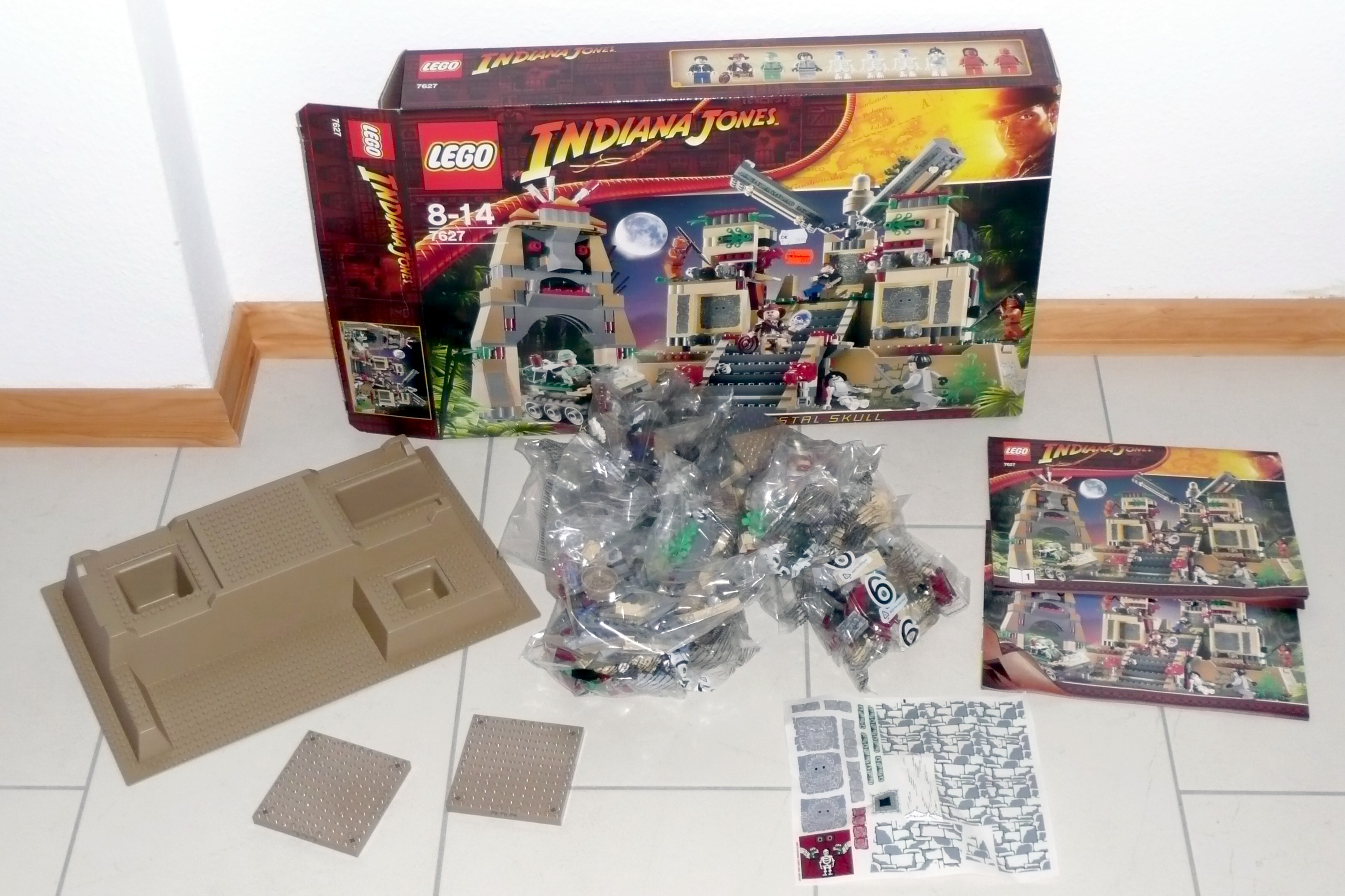 7627-01-22-indiana_jones.jpg