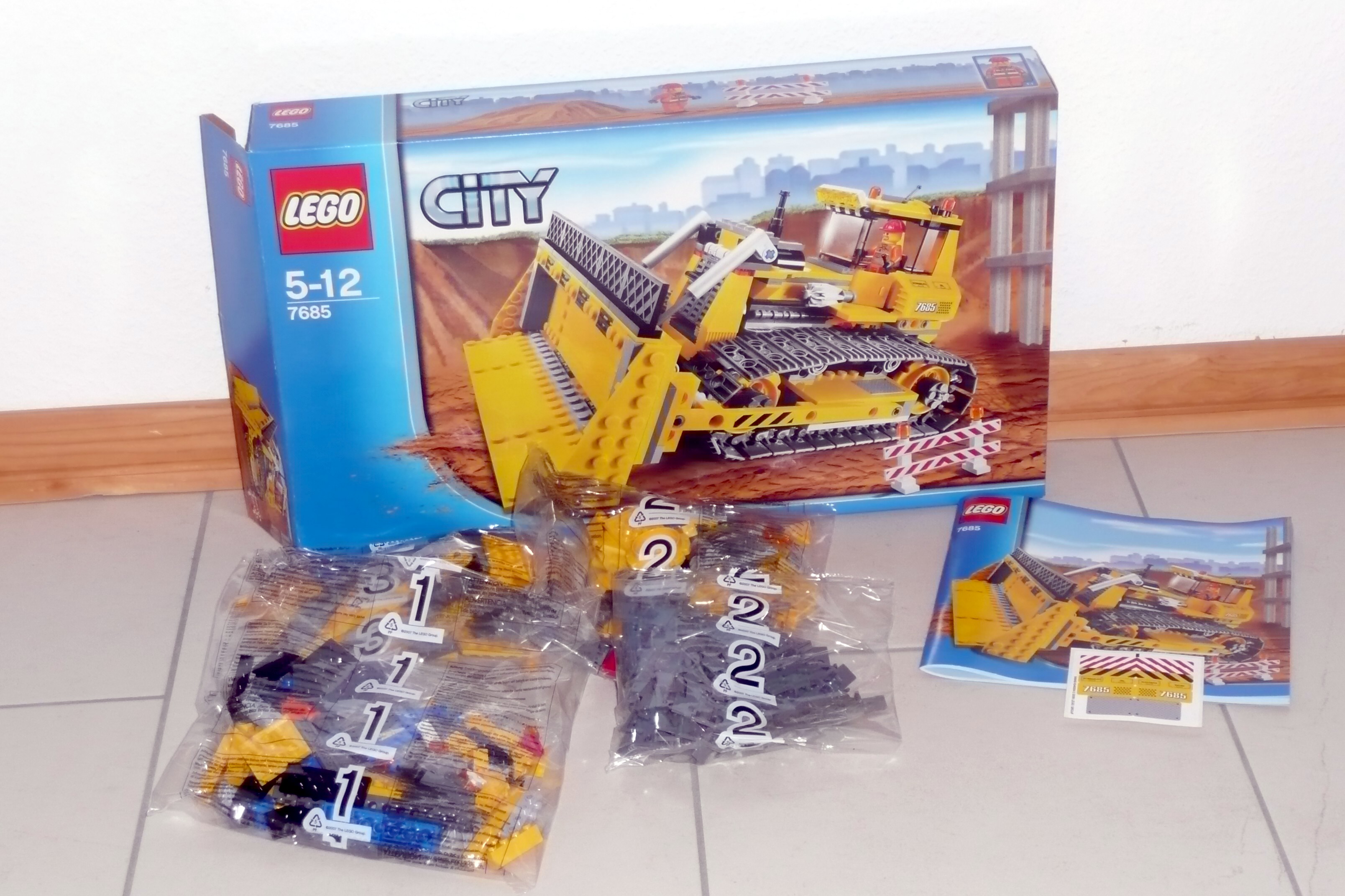 7685-01-22-bulldozer.jpg