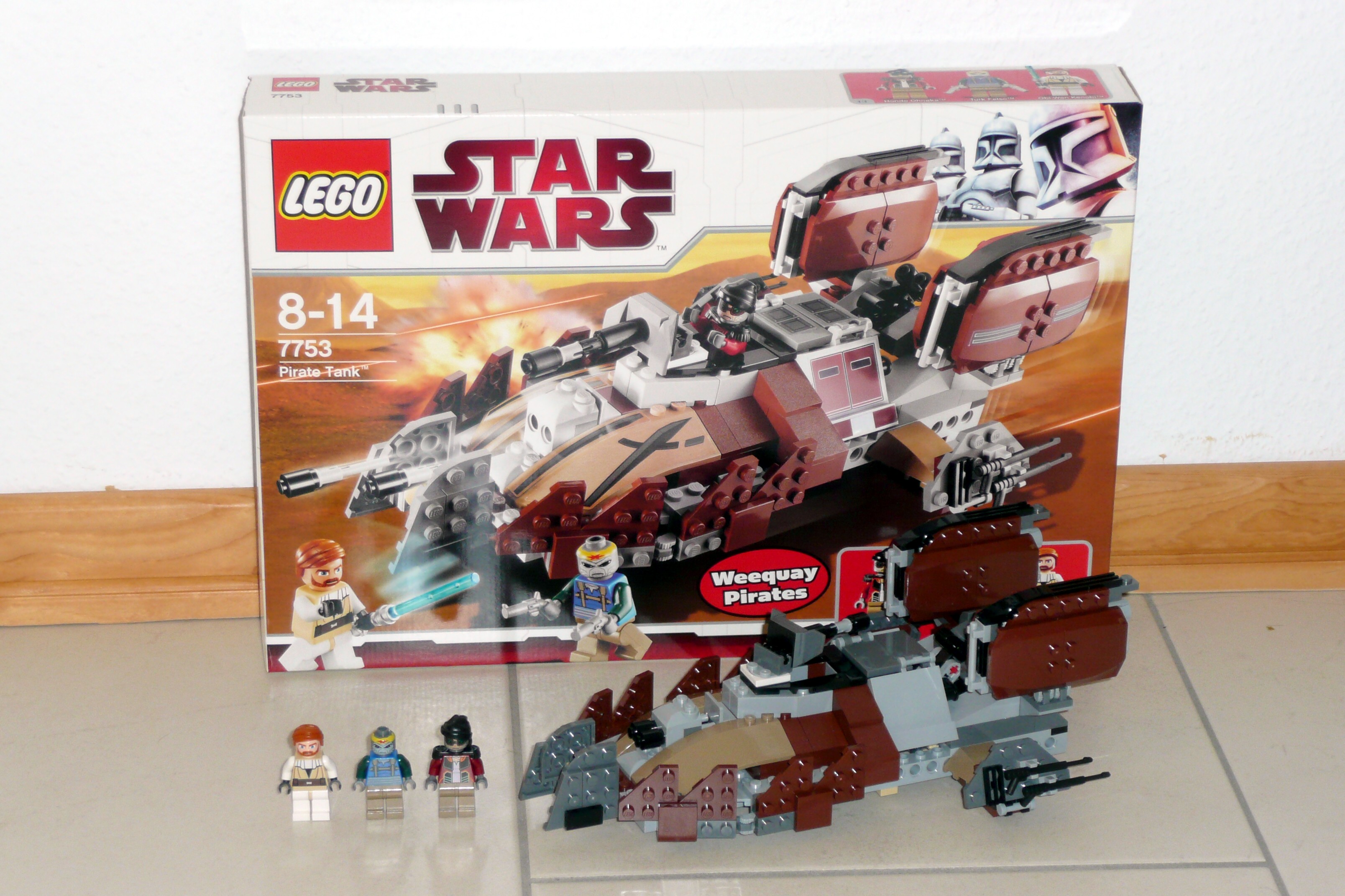 7753-10-30-10-pirate_tank.jpg