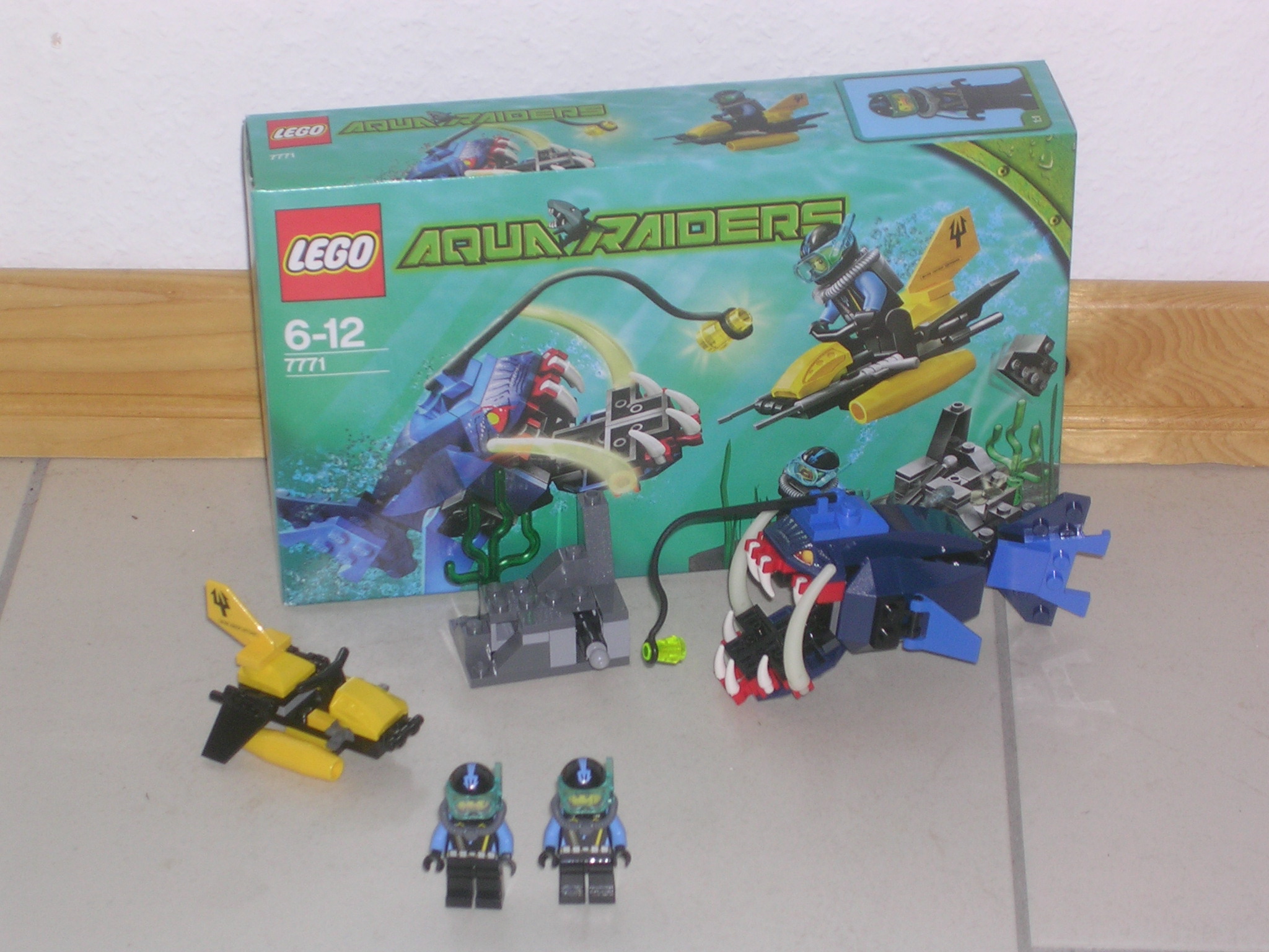 7771-01-10-25-aqua-raiders.jpg