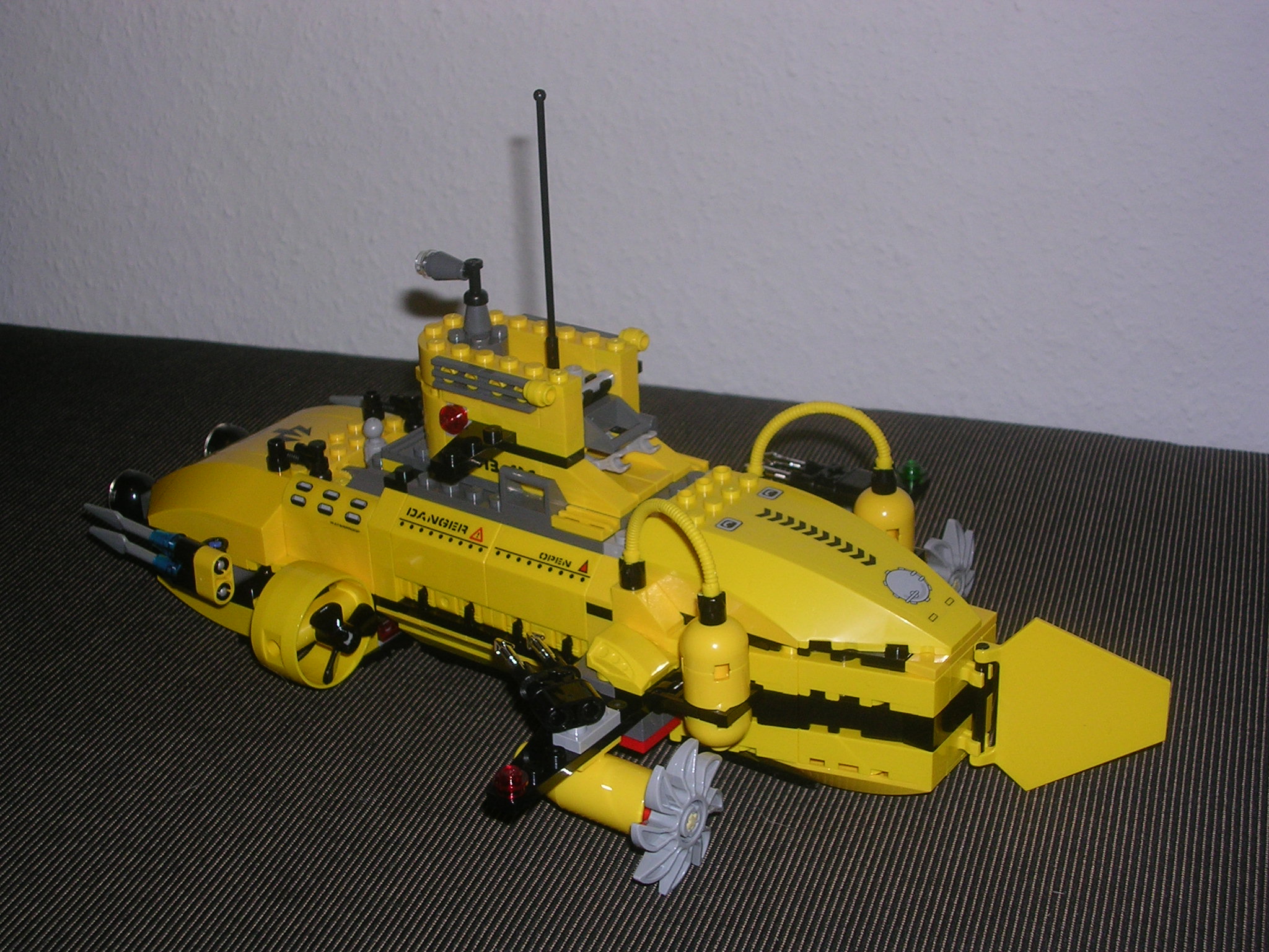 7774-01-17-02_crab_crusher_u-boot_und_riesenkrebs.jpg