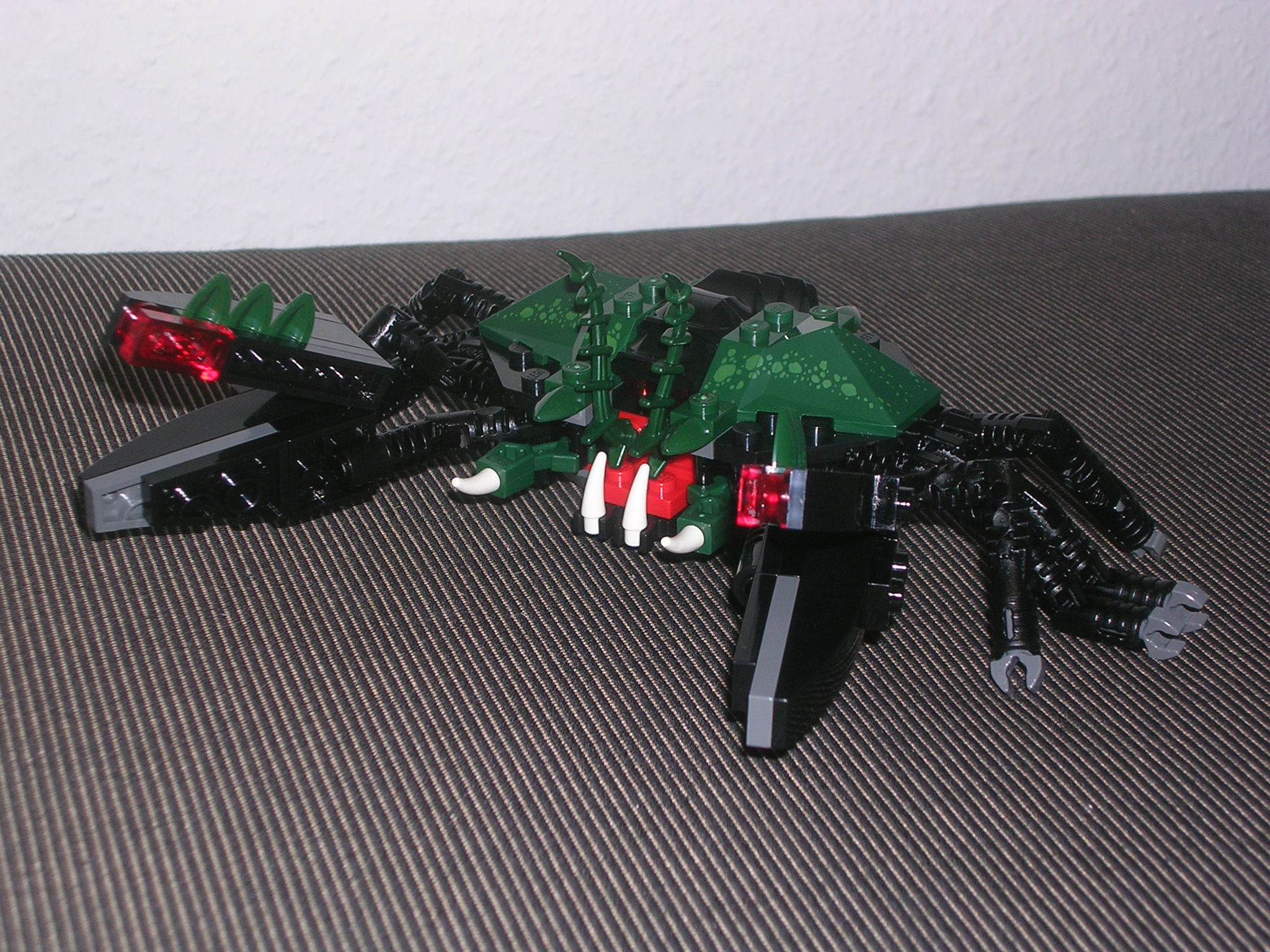 7774-01-18_crab_crusher_u-boot_und_riesenkrebs.jpg