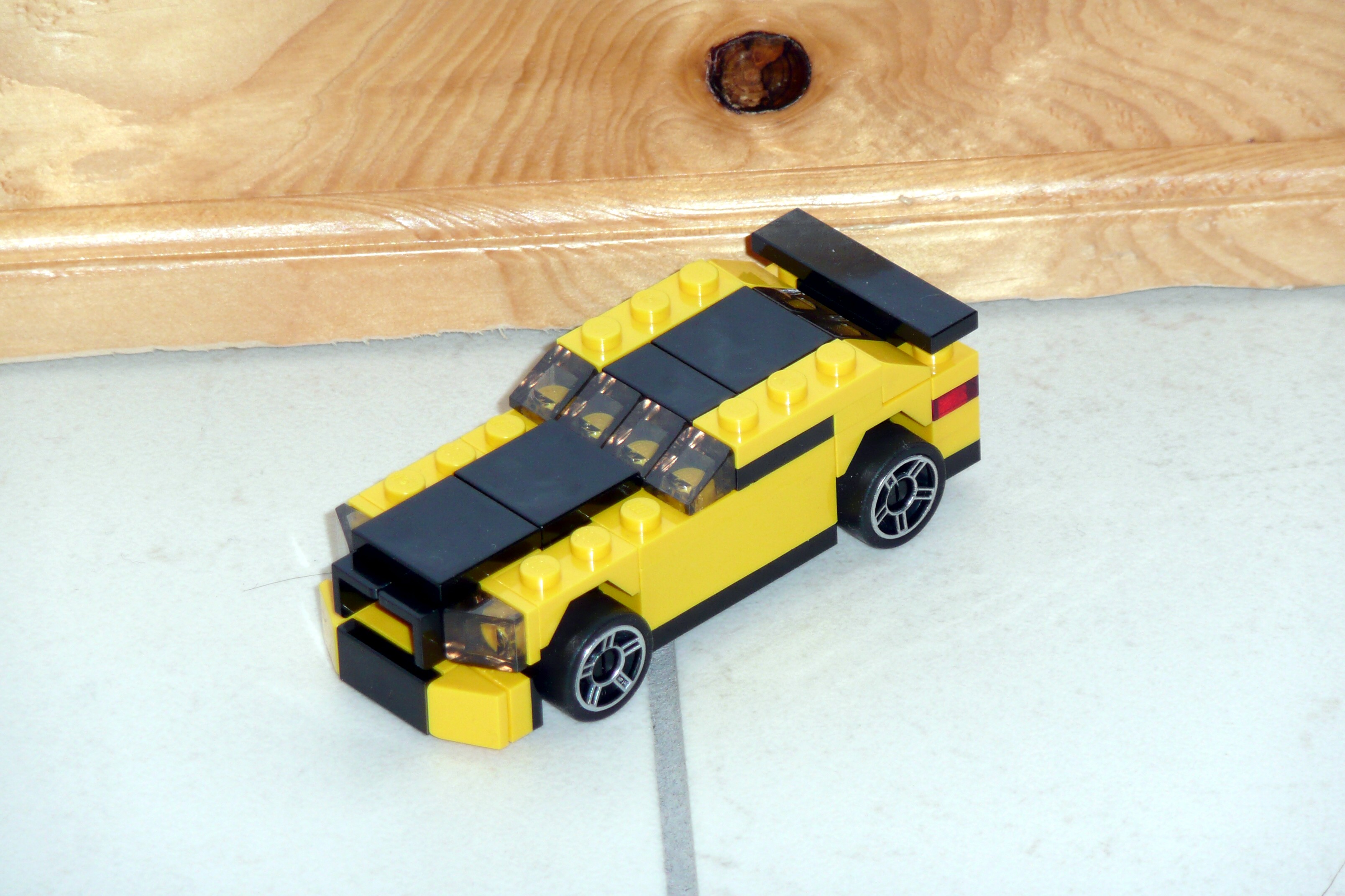 8154-01-32-racers.jpg