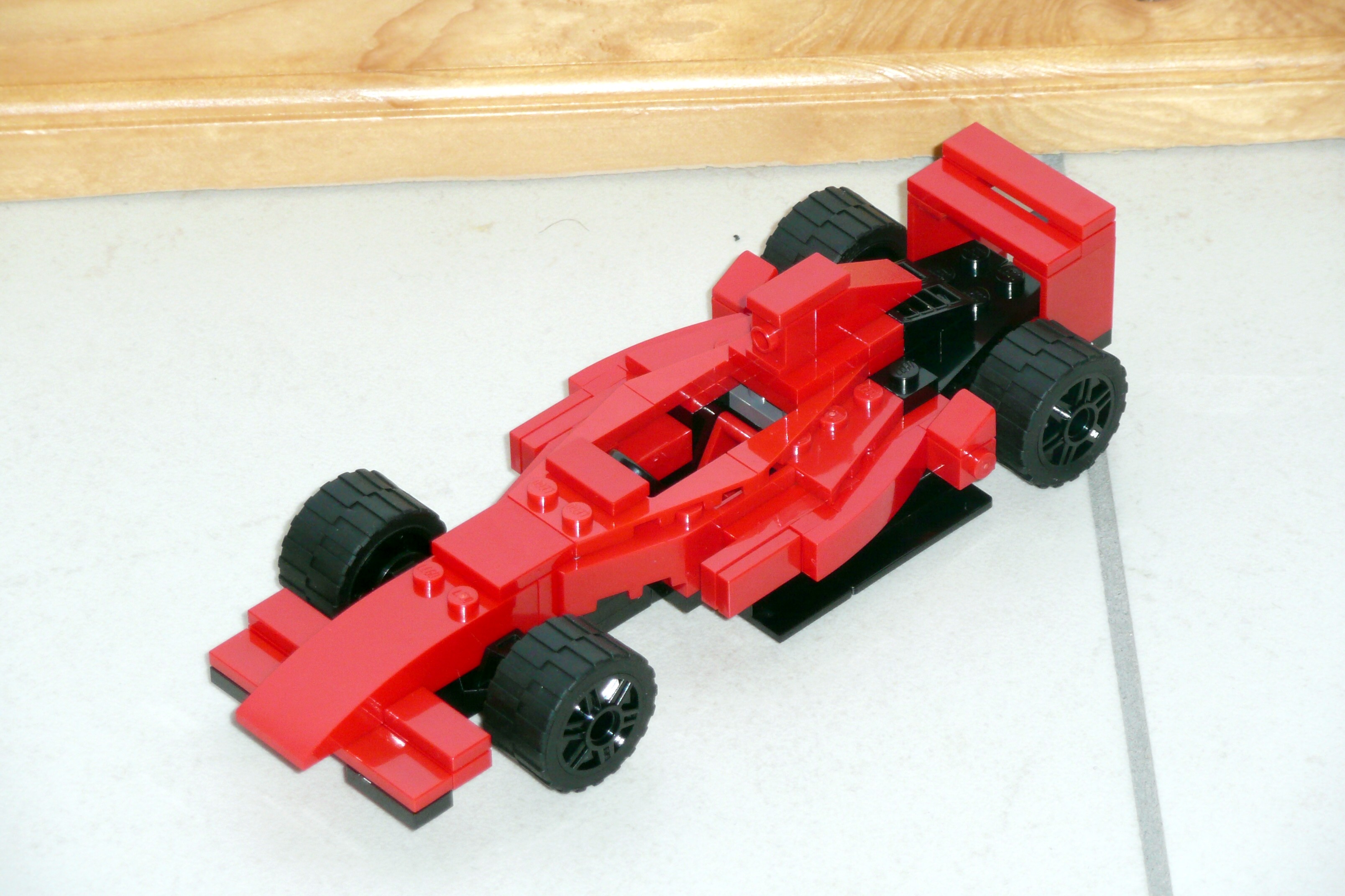 8168-01-26-ferrari.jpg