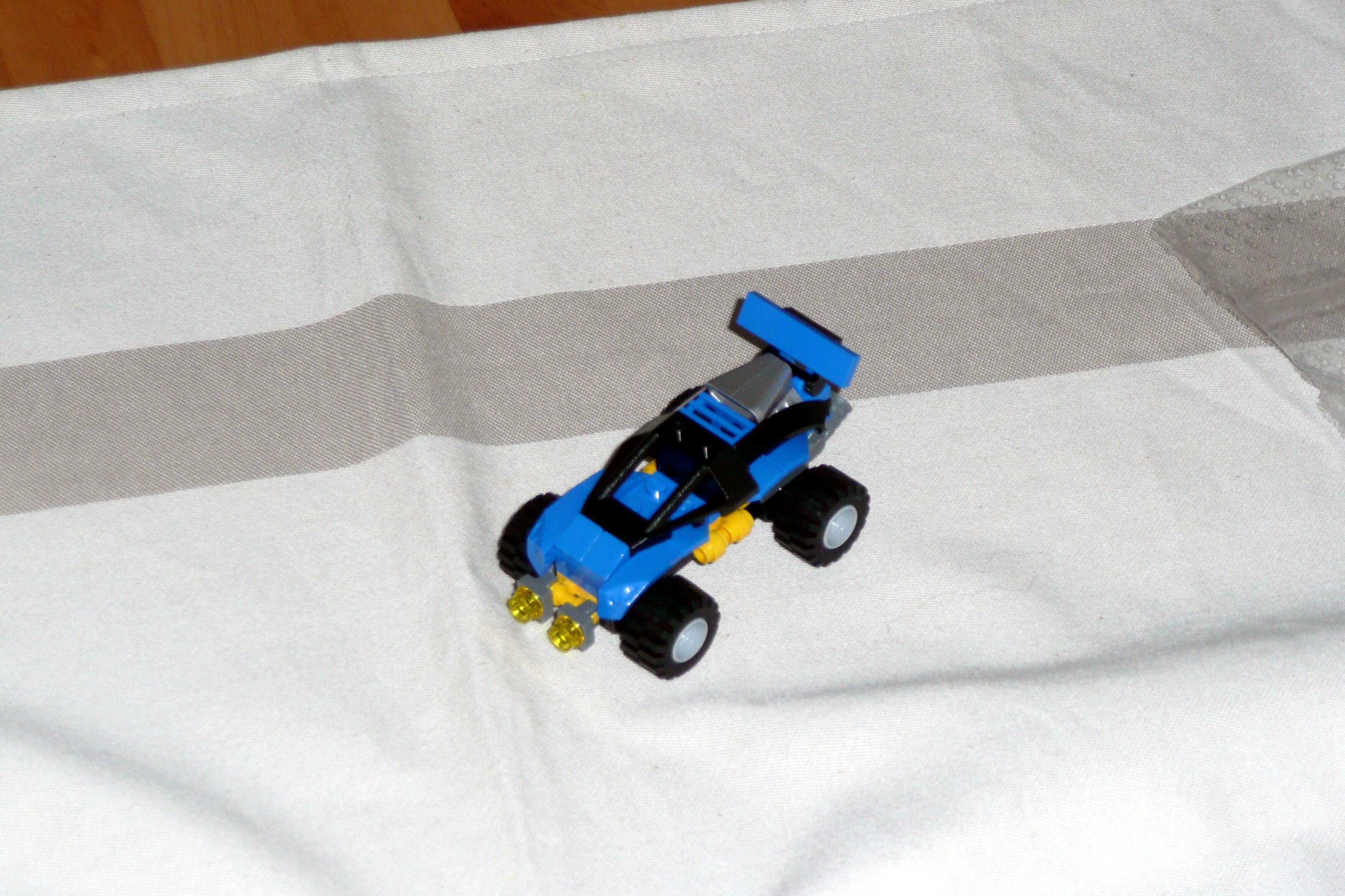 8495-01-26-racers.jpg