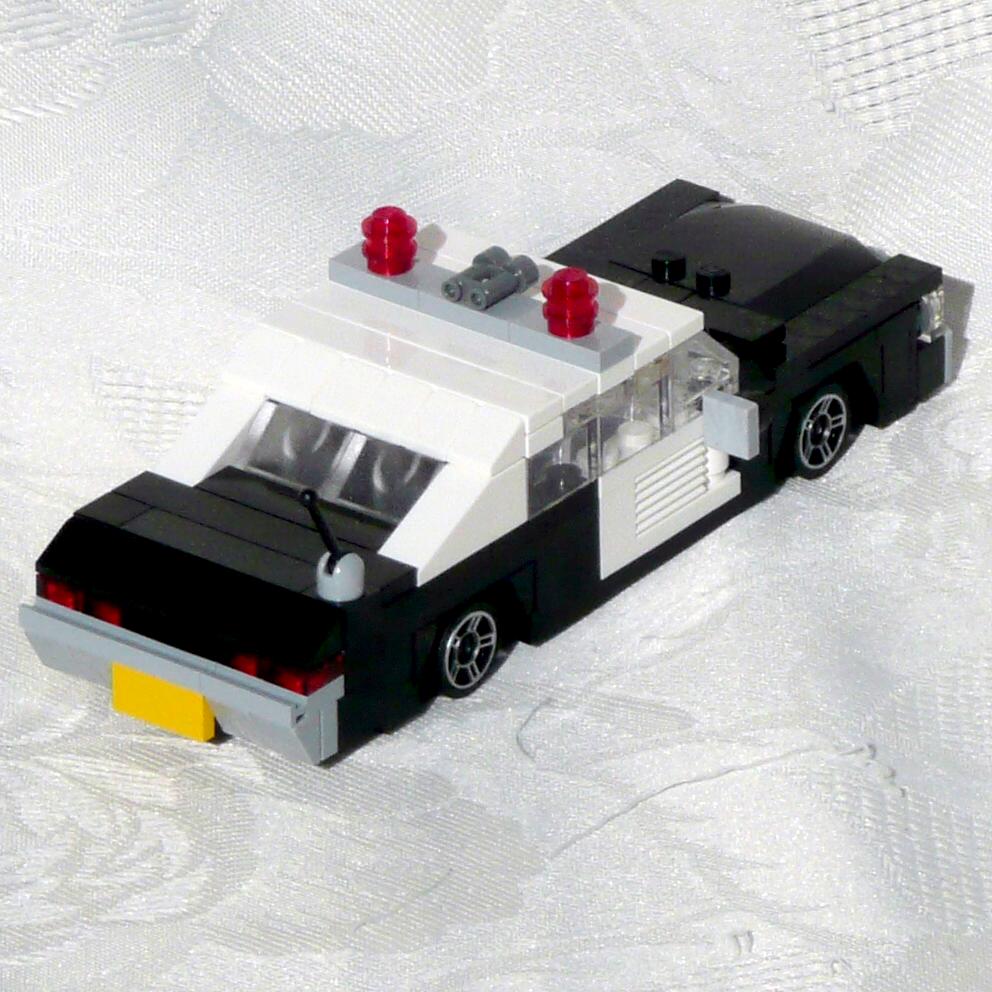 polizeiauto-030-102-dodge_monaco.jpg