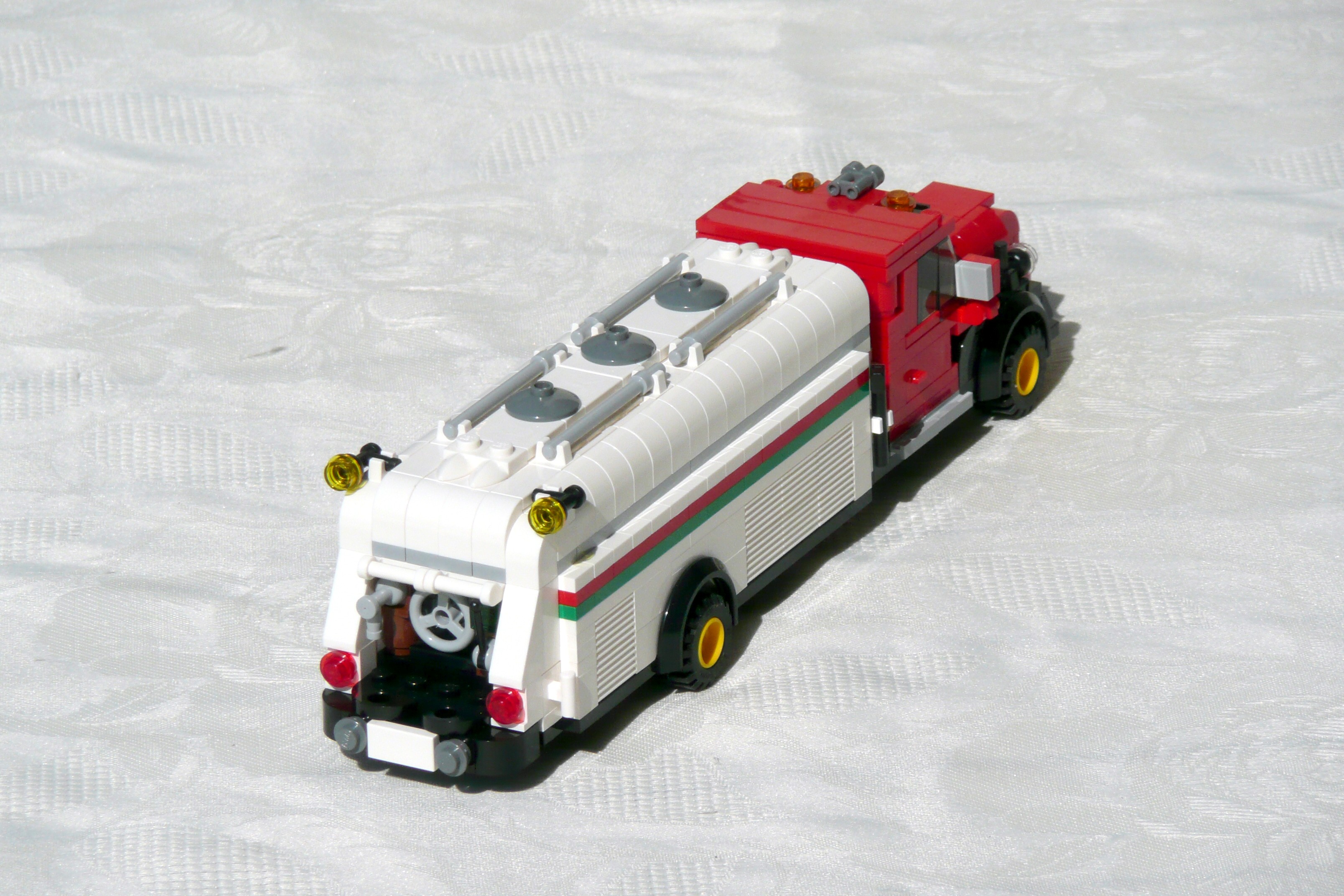 tankwagen-010-09-10-12-octan.jpg