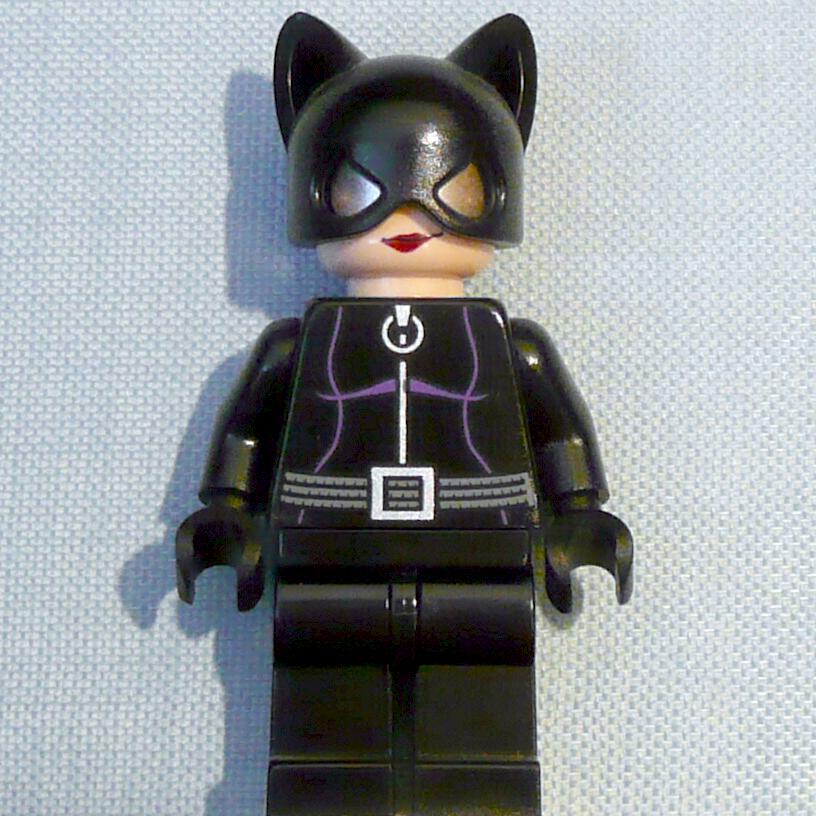 batman-10-20-10-10-catwoman.jpg