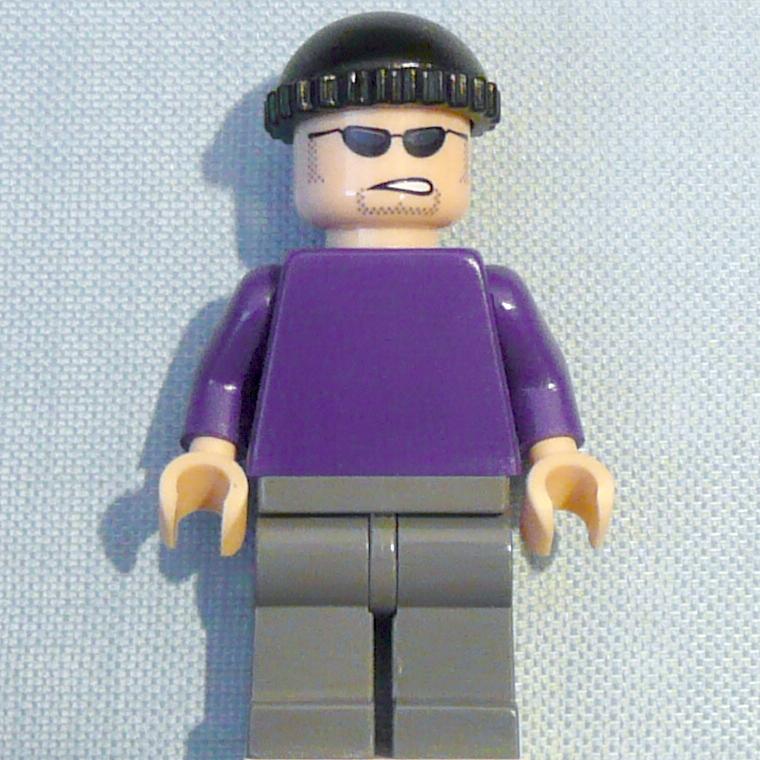 batman-10-20-15-10-joker_henchman.jpg