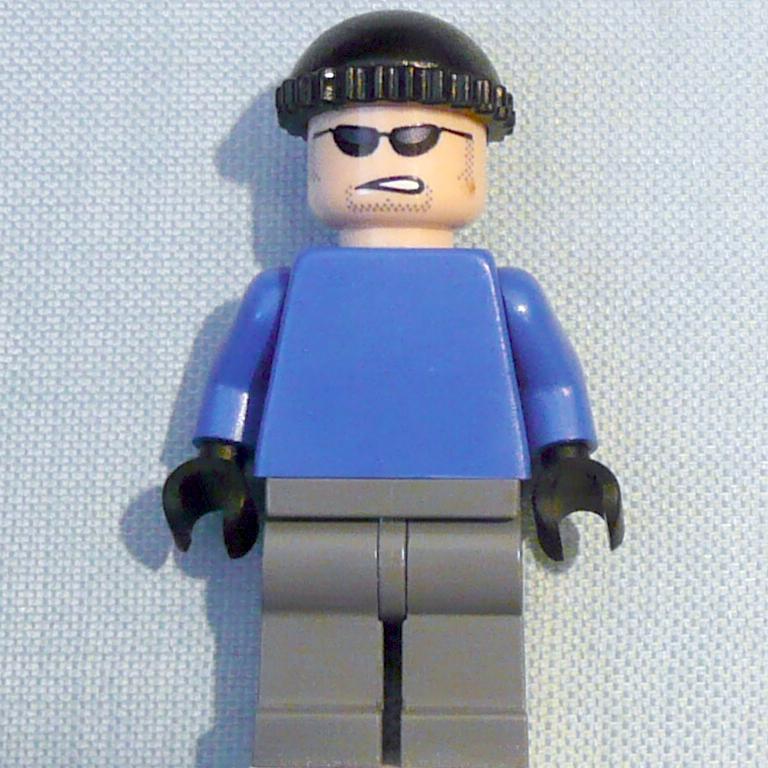batman-10-20-17-10-freeze_henchman.jpg