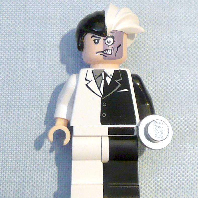 batman-10-20-26-10-two_face.jpg