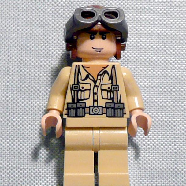 indiana_jones-01-10-10-05-01-kampfflugzeug_pilot.jpg