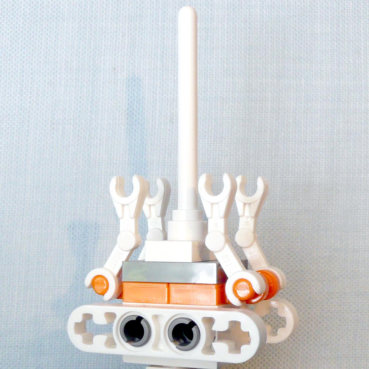 starwars-9100-10-treadwell_droid.jpg