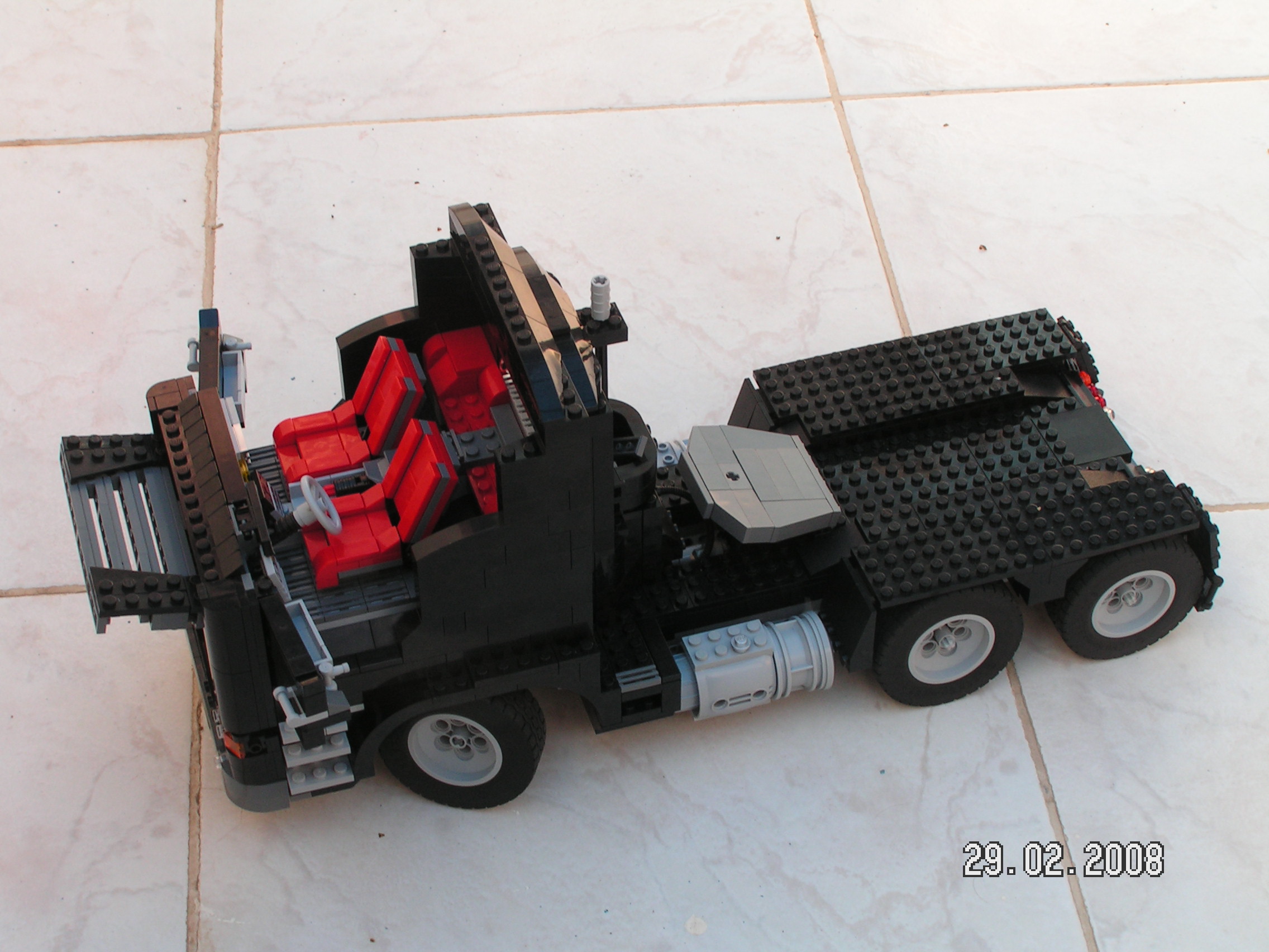 sc-620-003.jpg