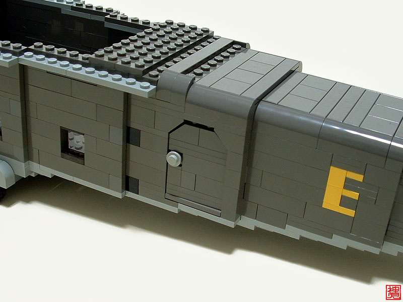me323-003.jpg