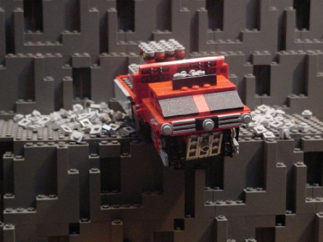 explosives-tractor01.jpg