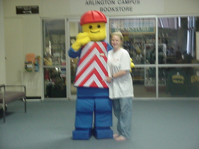 minifig_christina.jpg
