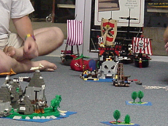 pirates6_dino-base.jpg