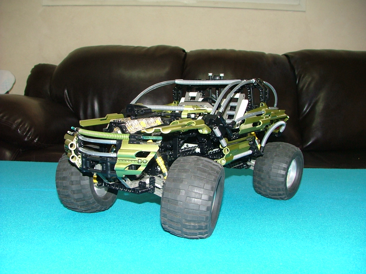 4x4-off-roader-1.jpg