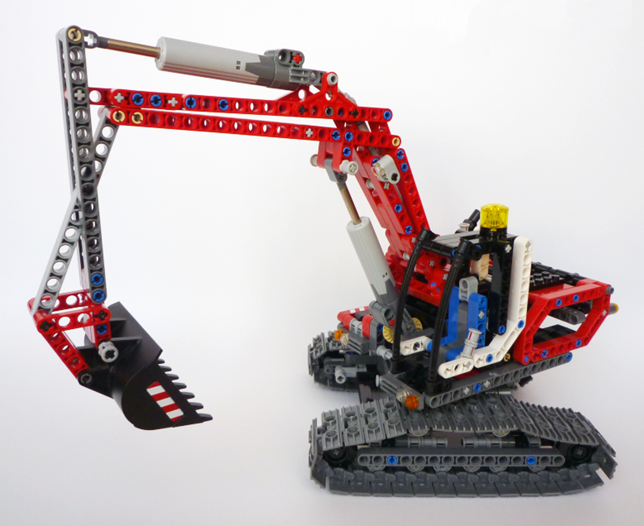 excavator-7.jpg