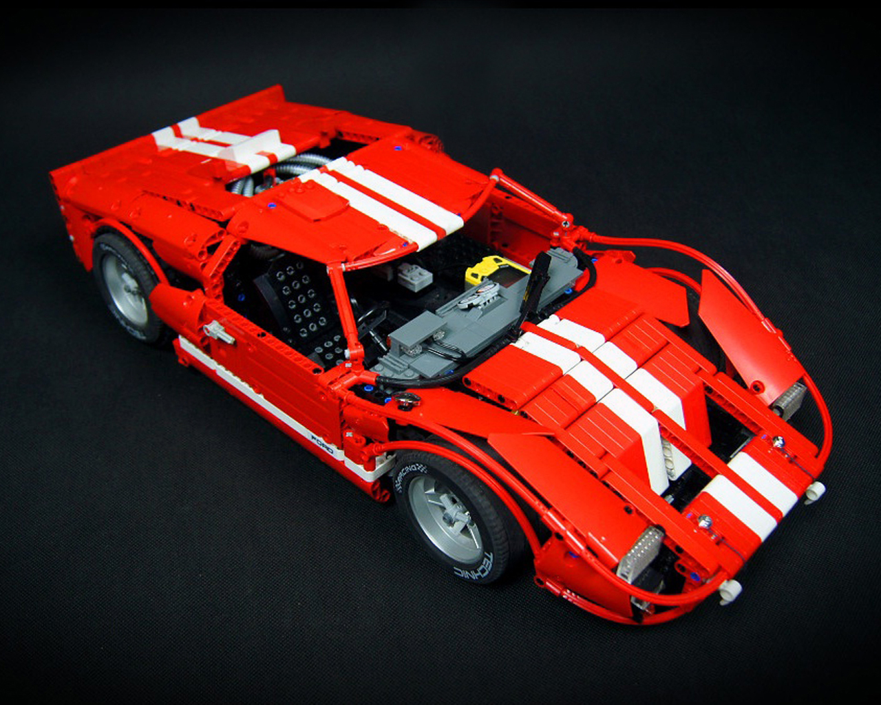 ford-gt40-14.jpg