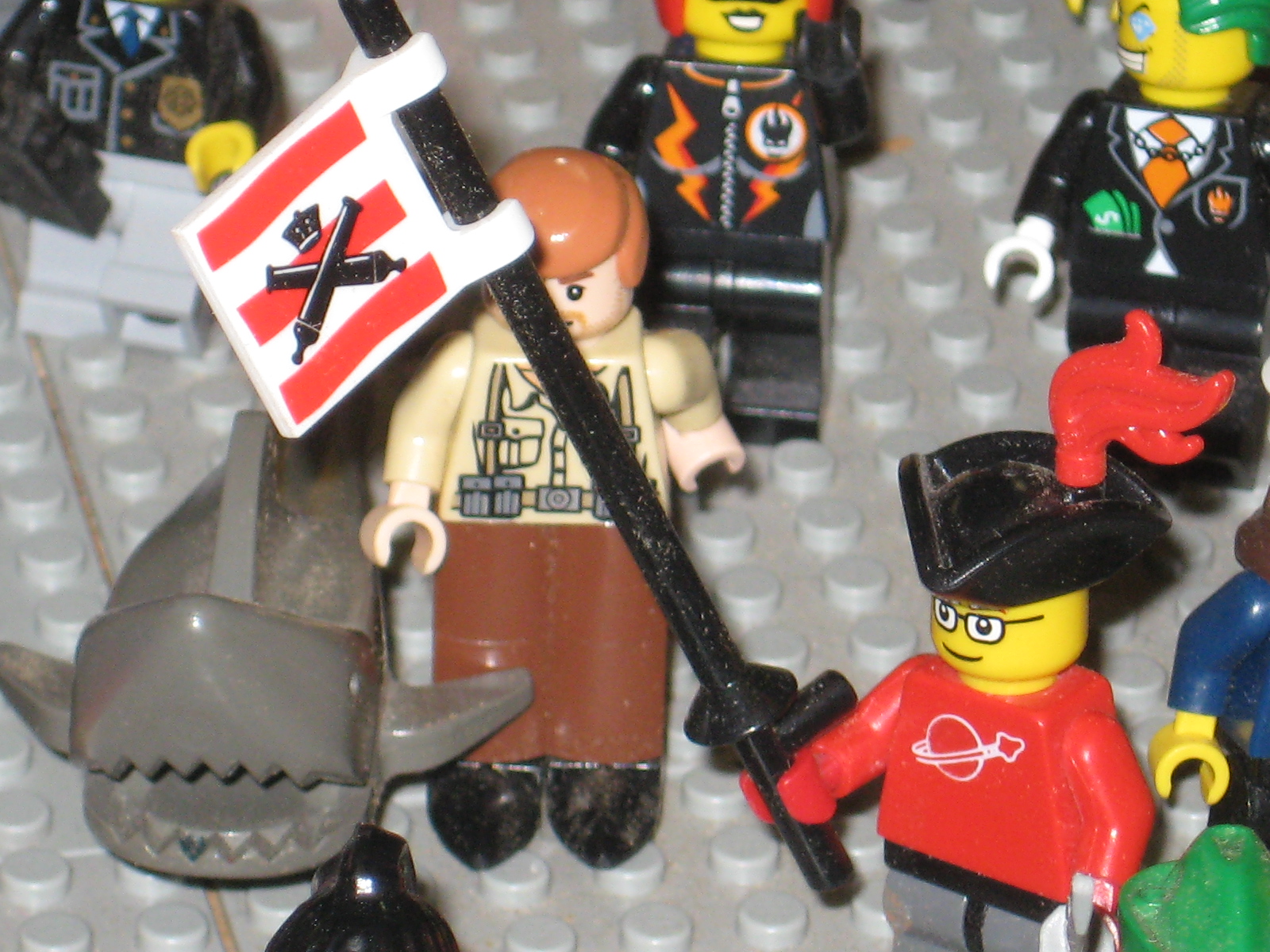 mini_fig_mob_16.jpg