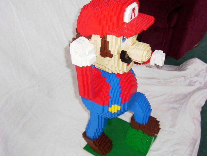 mario-topright-.jpg