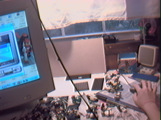 my_lego_workdesk.jpg