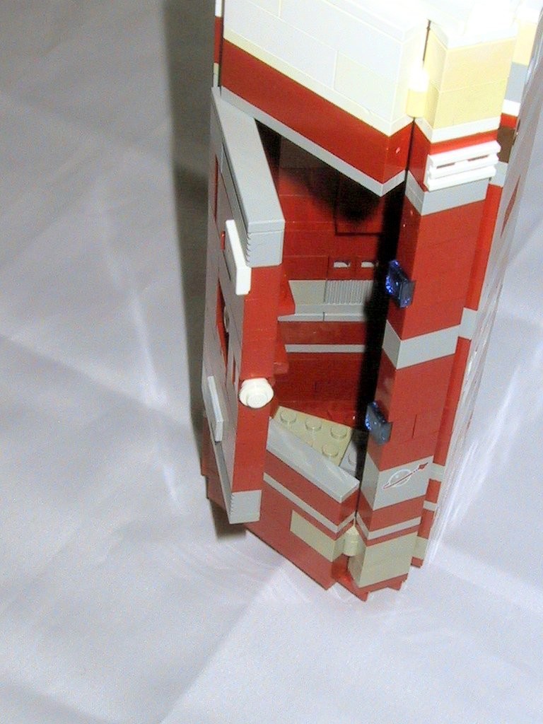 l_sortainer_red_open.jpg